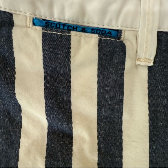 Scotch & Soda Striped Navy and White Shorts boy size 14 - Picture 2 of 8